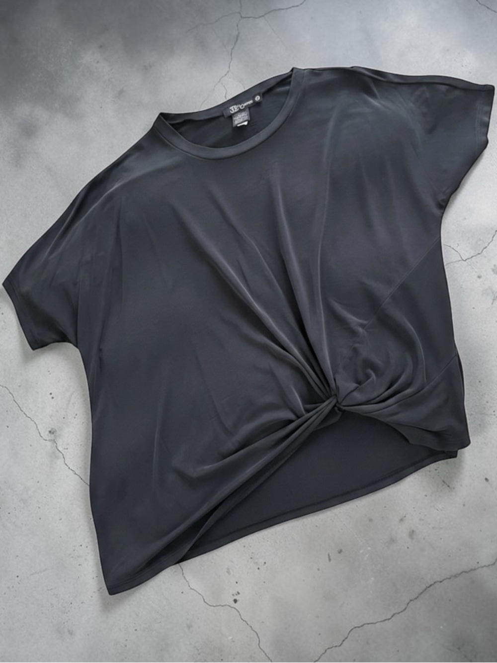 Miss Chievous Black Short-Sleeve Knot Front Tee Size M
